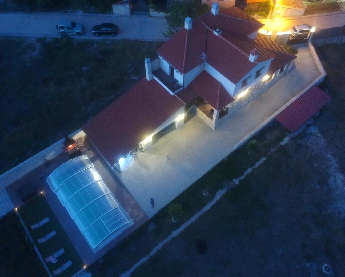 Casa Rural Laguna De Унья Екстер'єр фото