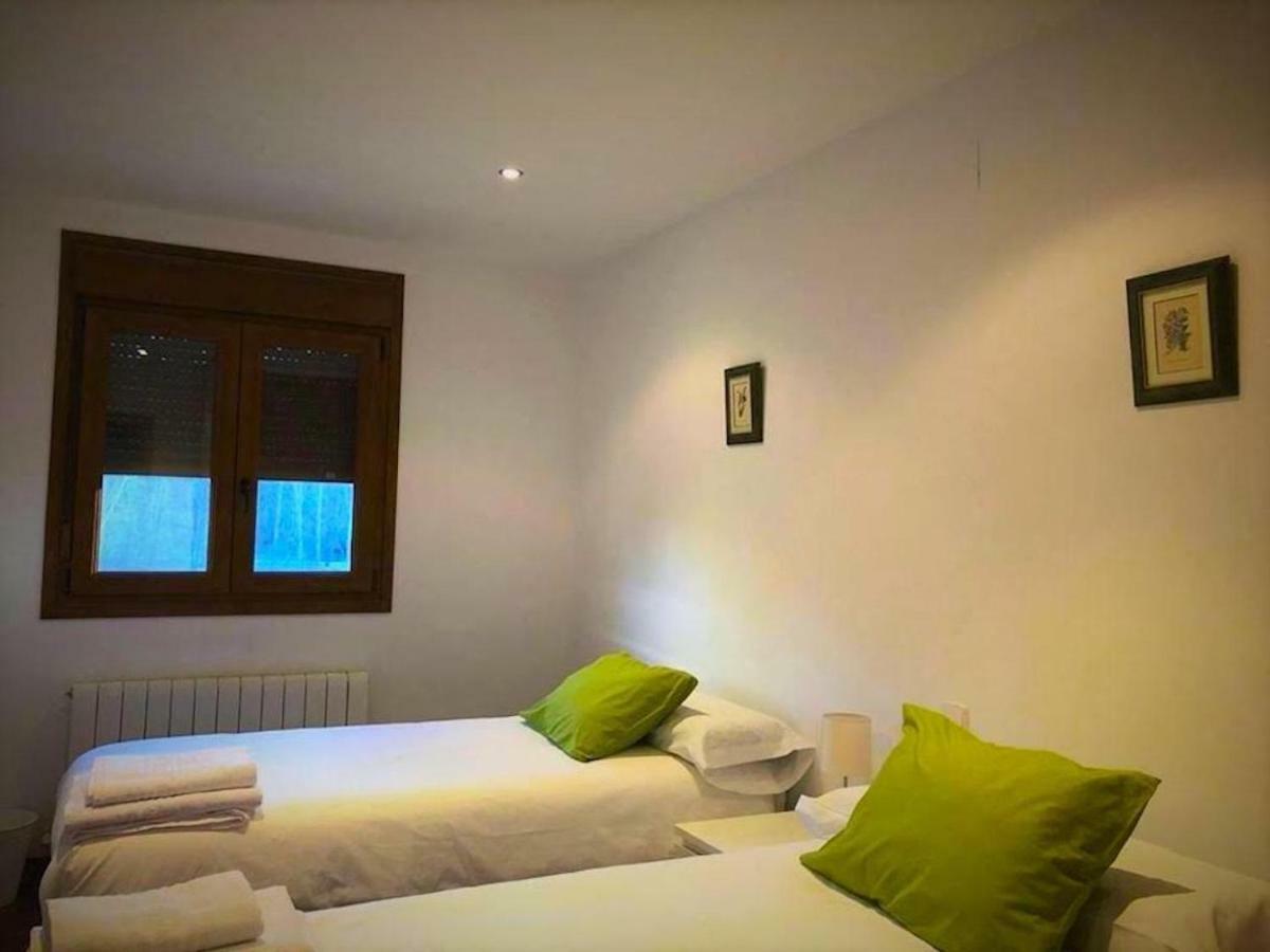 Casa Rural Laguna De Унья Екстер'єр фото